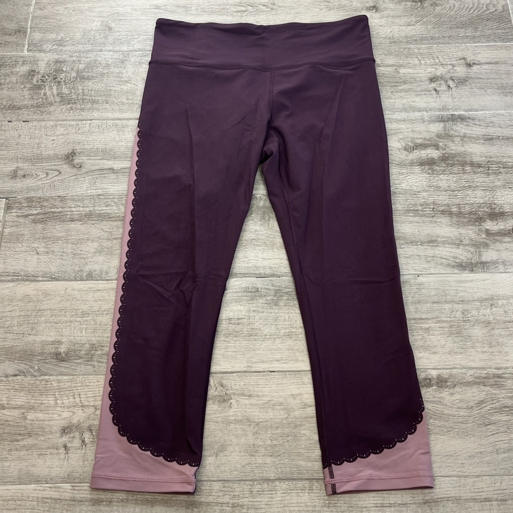 Athleta Purple Elation Scallop Capri Leggings Size Large Tall Agate High Waist